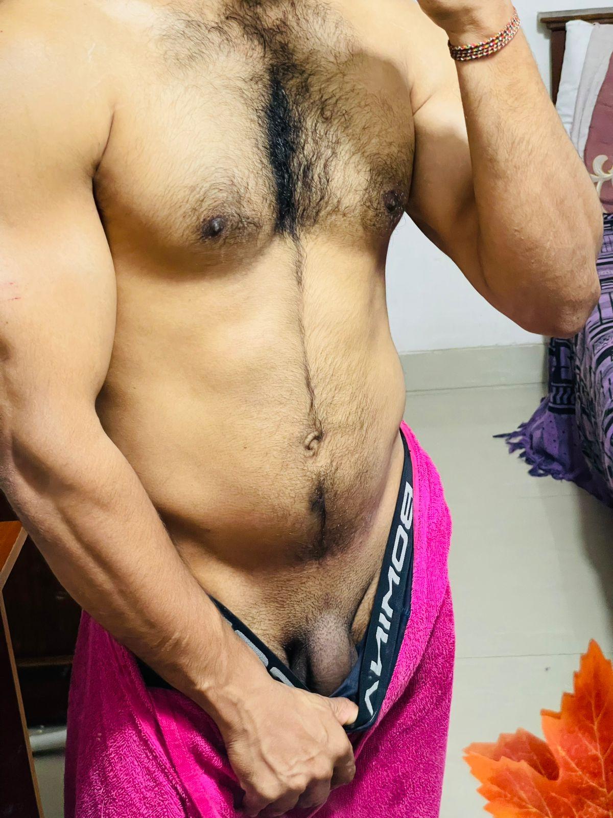 Image of Looking For “Ladies Girls Auntys” Only