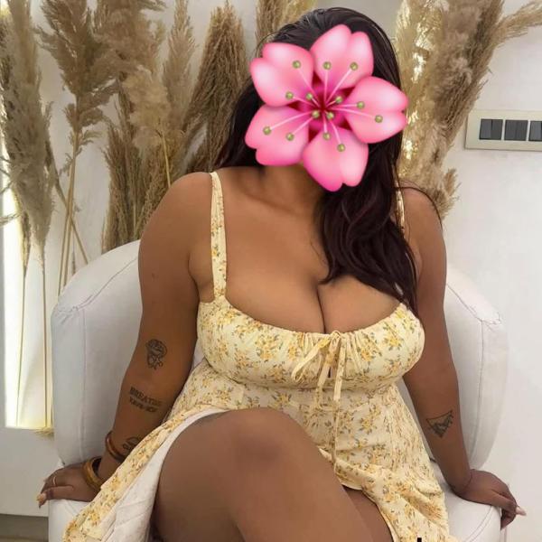 Image of 🌸  2 SHOT  6000 /=  BORELLA   🎗️Real Photo ලස්සන සුහදශීලි පහසවිදින්න කැමතිද? අමතන්න   0704387829    🌸🪻