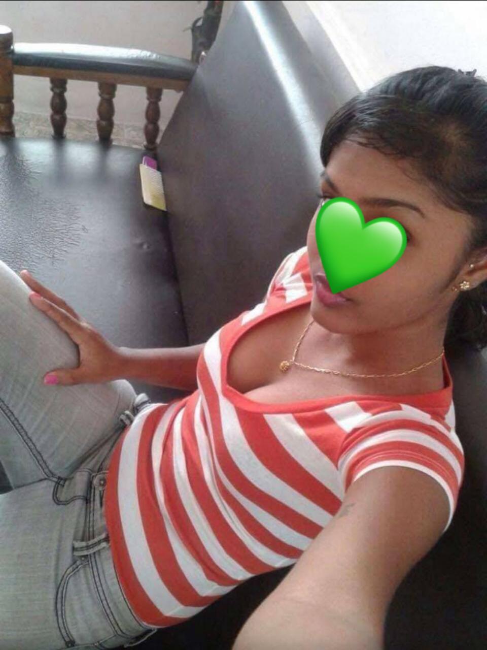 Image of 🤤Live Cam Show 🍑💦පුන්චි කෙල්ලෙක්ගෙන් සැපක් ගන්න ඔයත් අදම එන්න මූන එක්ක🤭 අවුරුද්ට හොදම විදියට 🩷මේක නම් පිස්සුවක් 🩷