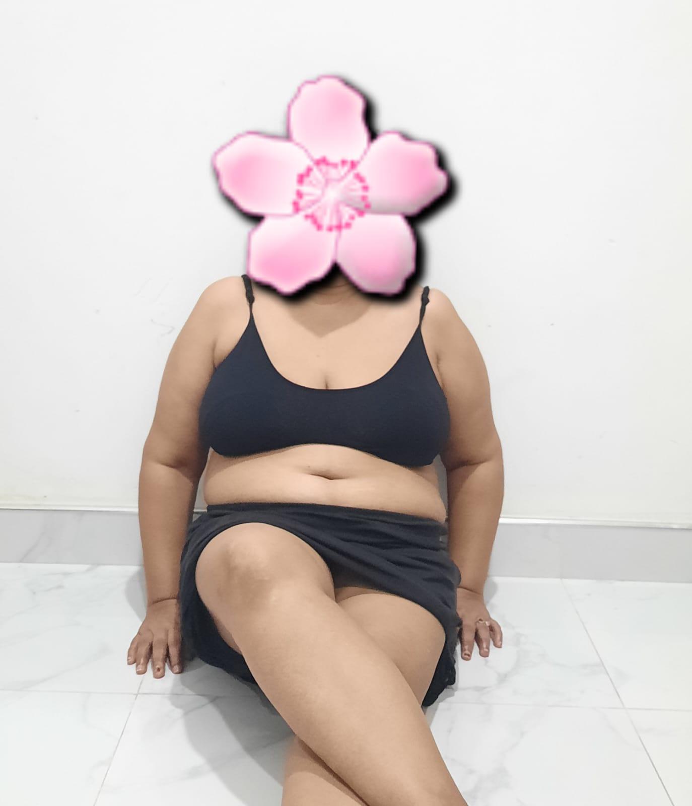 Image of 🌼🌹Hot live cam show🌹🌼