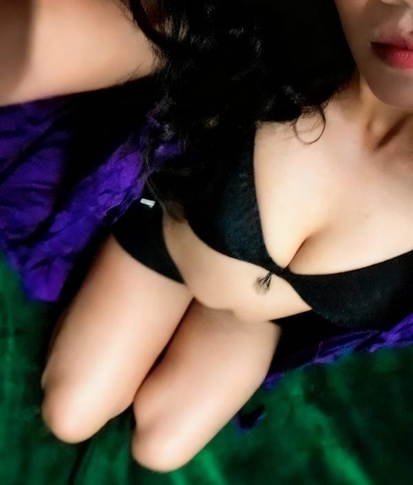 Image of LIVE CAM SHOW