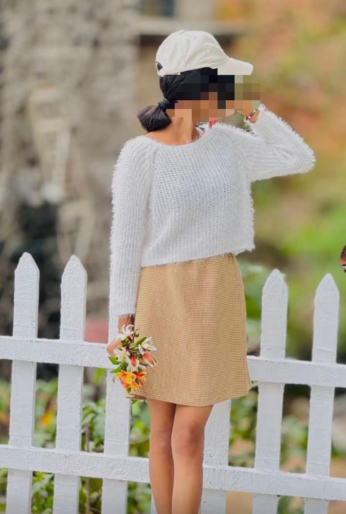 Image of SLIM GIRL 22 YEARS OLD