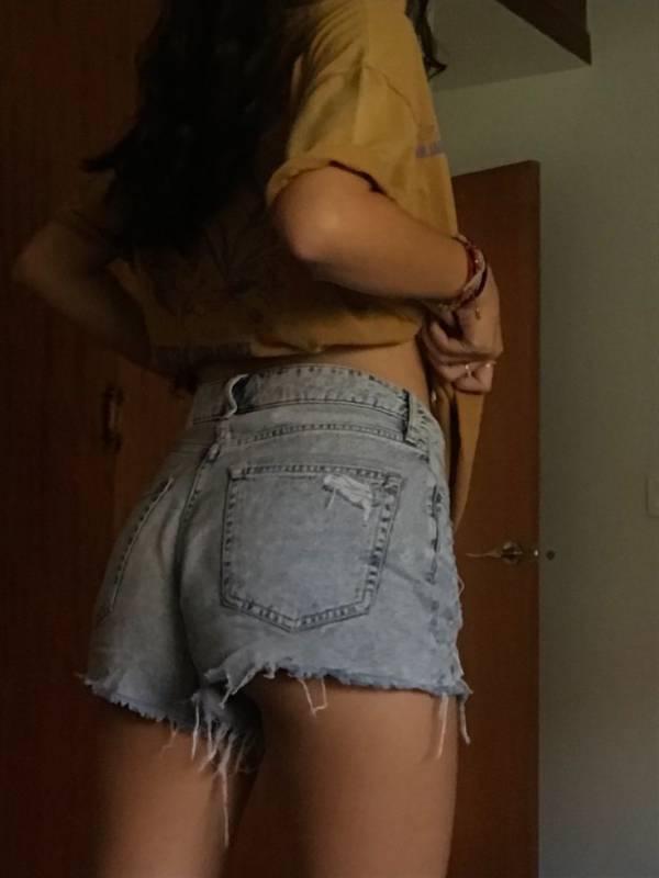 Image of ☘️🪷🌸🪻  NUGEGODA  COLOMBO   APARTMENT ROOM BEAUTIFUL GIRL 6000 ❤️🌸💕