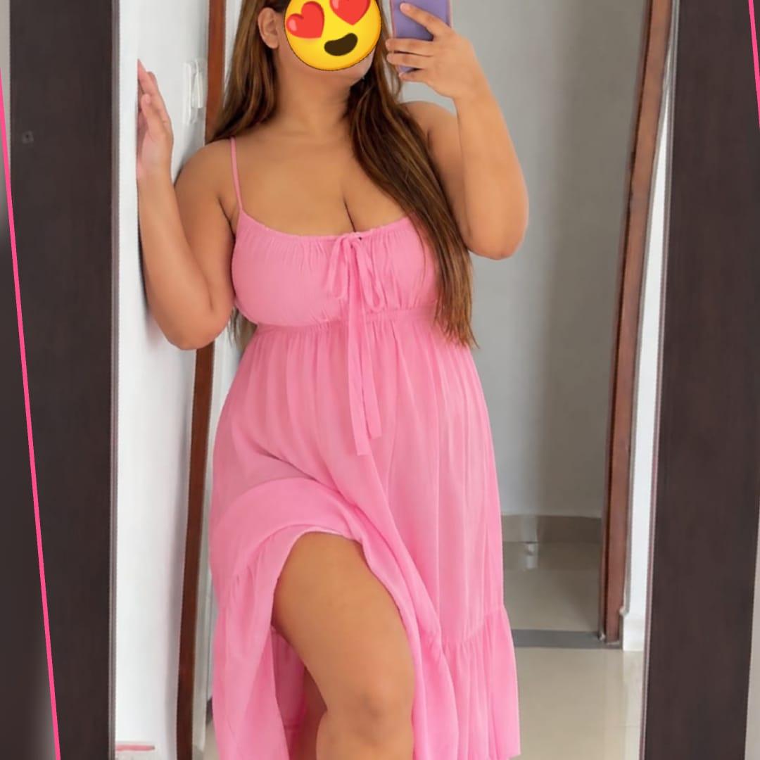Image of 𝑅𝐸𝒜𝐿 𝒢𝐸𝒩𝒰𝐼𝒩𝐸 𝐻𝒪𝒯 𝐿𝐼𝒱𝐸 𝒞𝒜𝑀 𝒲𝐼𝒯𝒽 𝑅𝒜𝒮𝐻𝐼 𝒢𝐼𝑅𝐿  🫦🔥🥰පිස්සු හැදෙන සැපක් ගන්න ආසයි නේද පැටියෝ 😘 එහෙනම් එන්න බබා RASHI ගාවට.. ඔයාව පිස්සු වට්ටන සැපක් දෙනවා පැටියෝ.. 😘🥰😍🫦👄